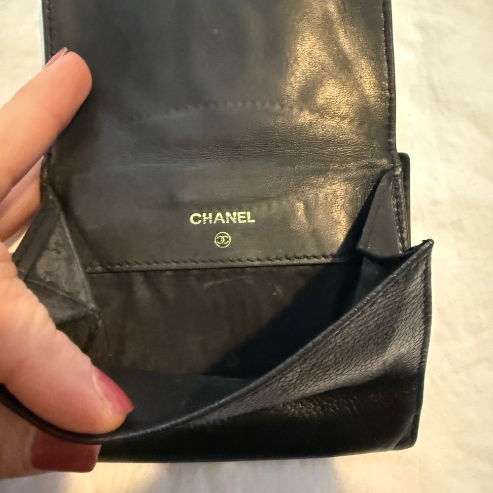 Chanel Black Leather Wallet GUC 0455 - Picture 11 of 12